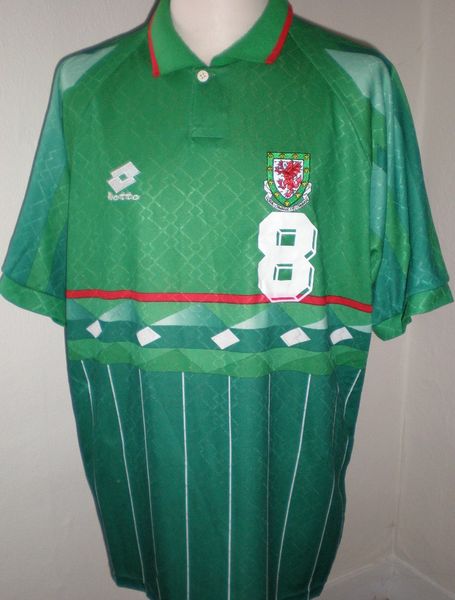 maillot galles exterieur 1996-1997 pas cher