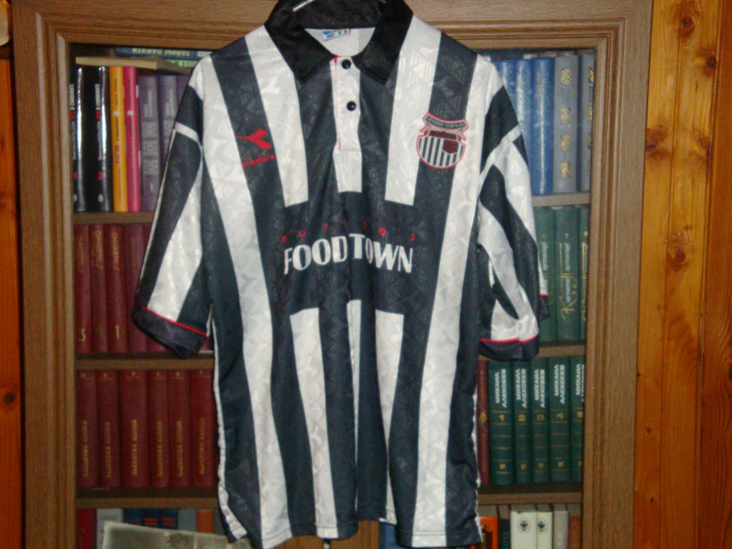 maillot grimsby town fc domicile 1995-1996 rétro