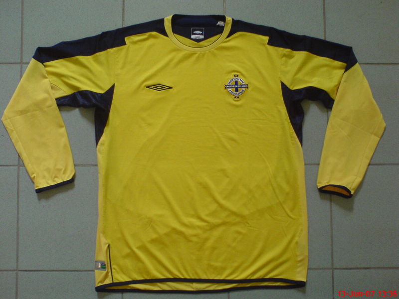 maillot irlande du nord gardien 2004-2005 rétro