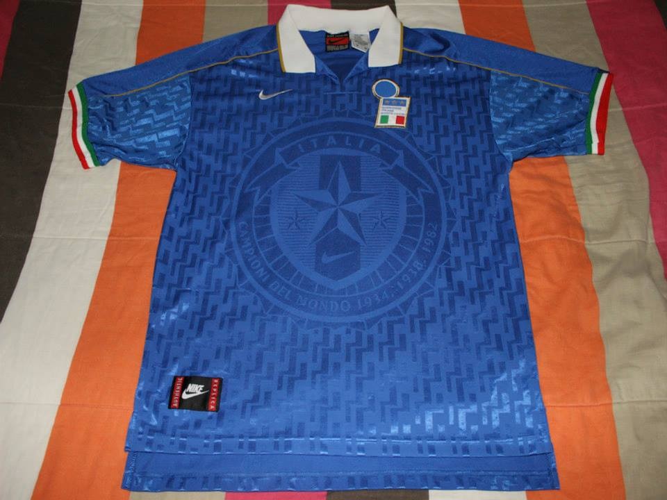 maillot italie domicile 1995-1996 pas cher