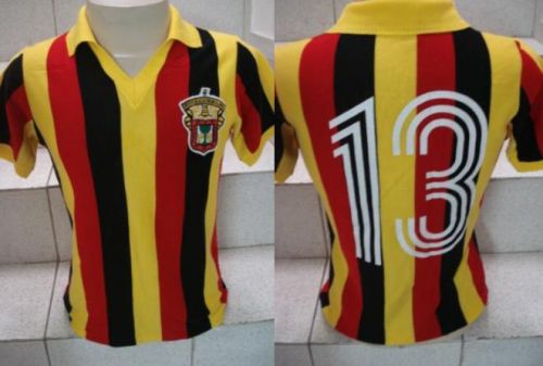 maillot leones negros domicile 1984-1985 rétro