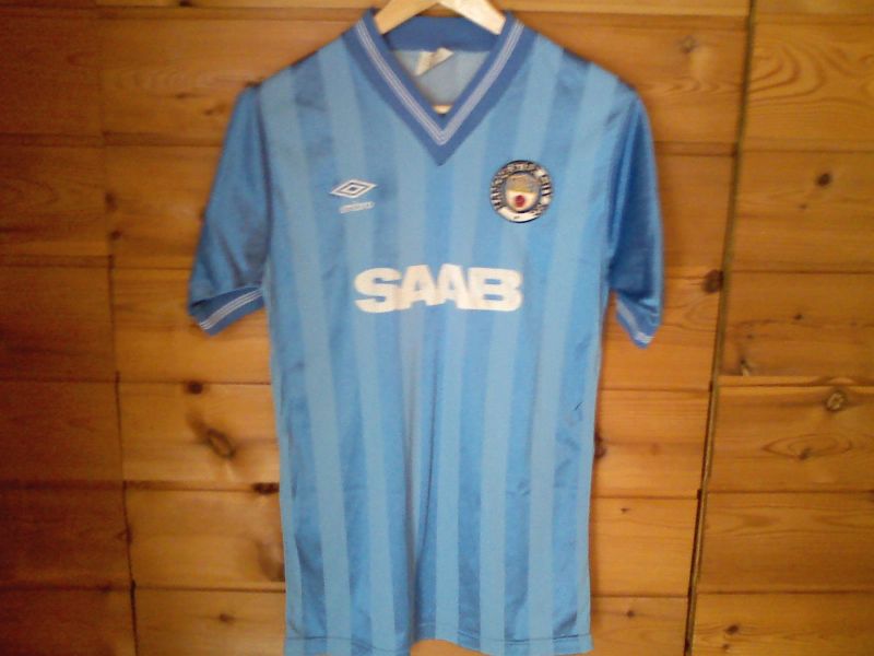 maillot manchester city domicile 1983-1984 rétro