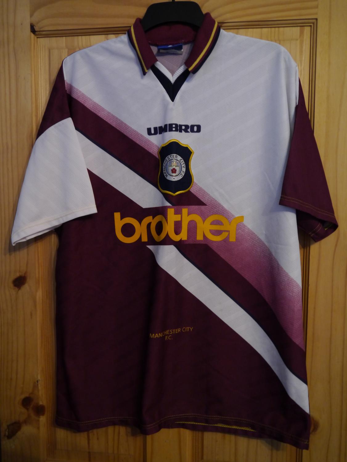 maillot manchester city exterieur 1996-1997 pas cher