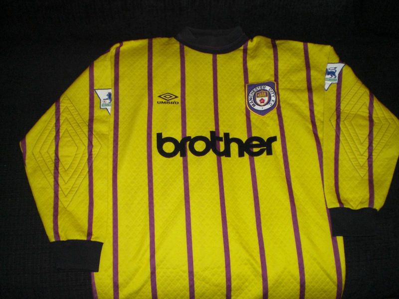 maillot manchester city gardien 1993-1994 rétro