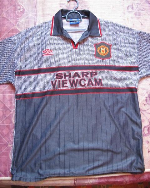 maillot manchester united exterieur 1995-1996 rétro