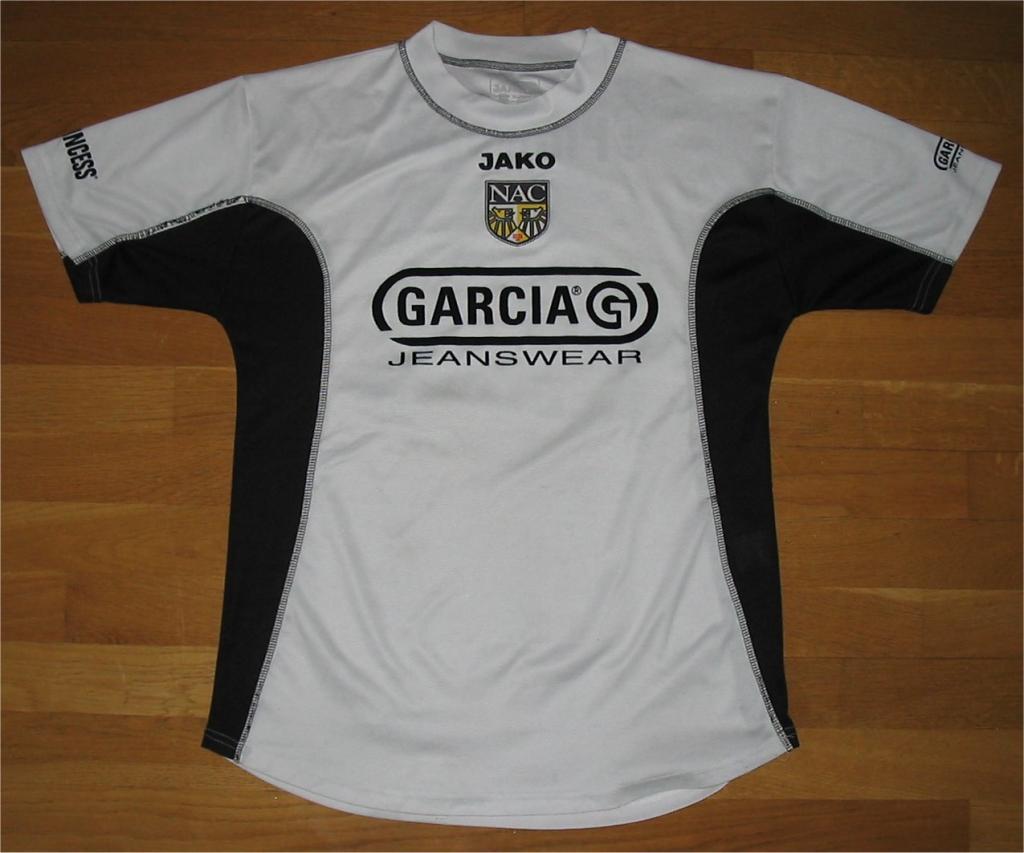 maillot nac breda exterieur 2002-2003 rétro