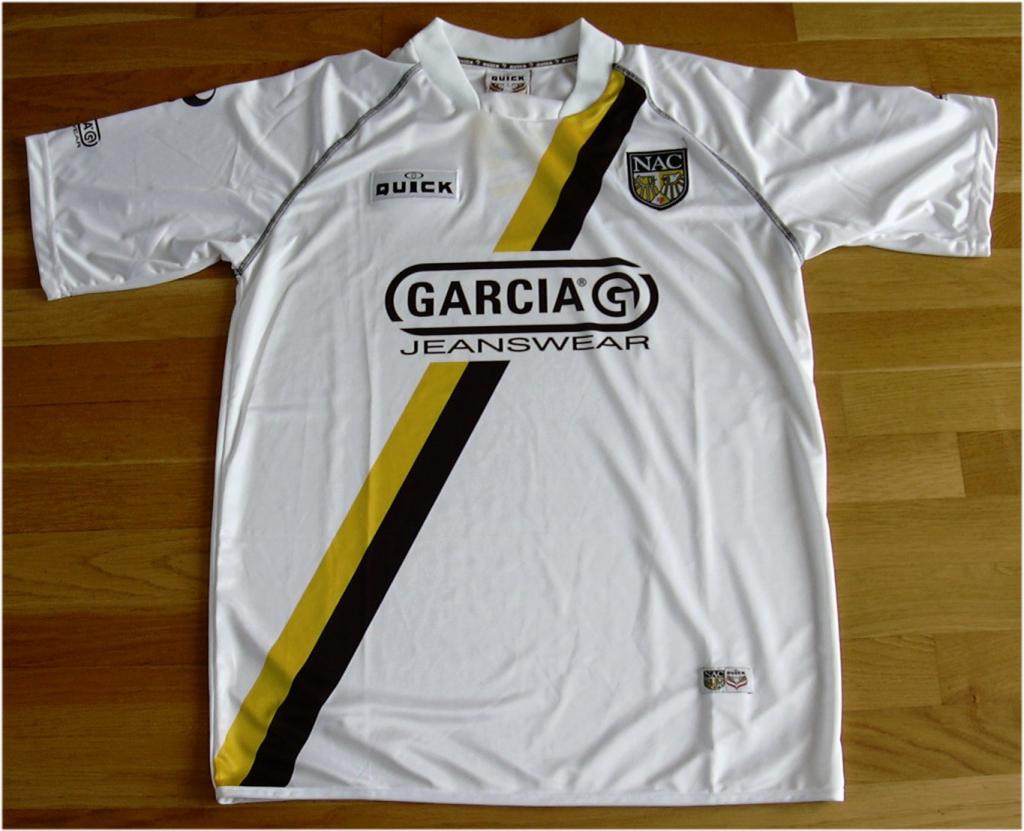 maillot nac breda exterieur 2003-2004 rétro