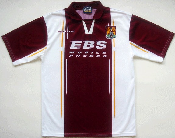 maillot northampton town fc domicile 1999-1998 pas cher