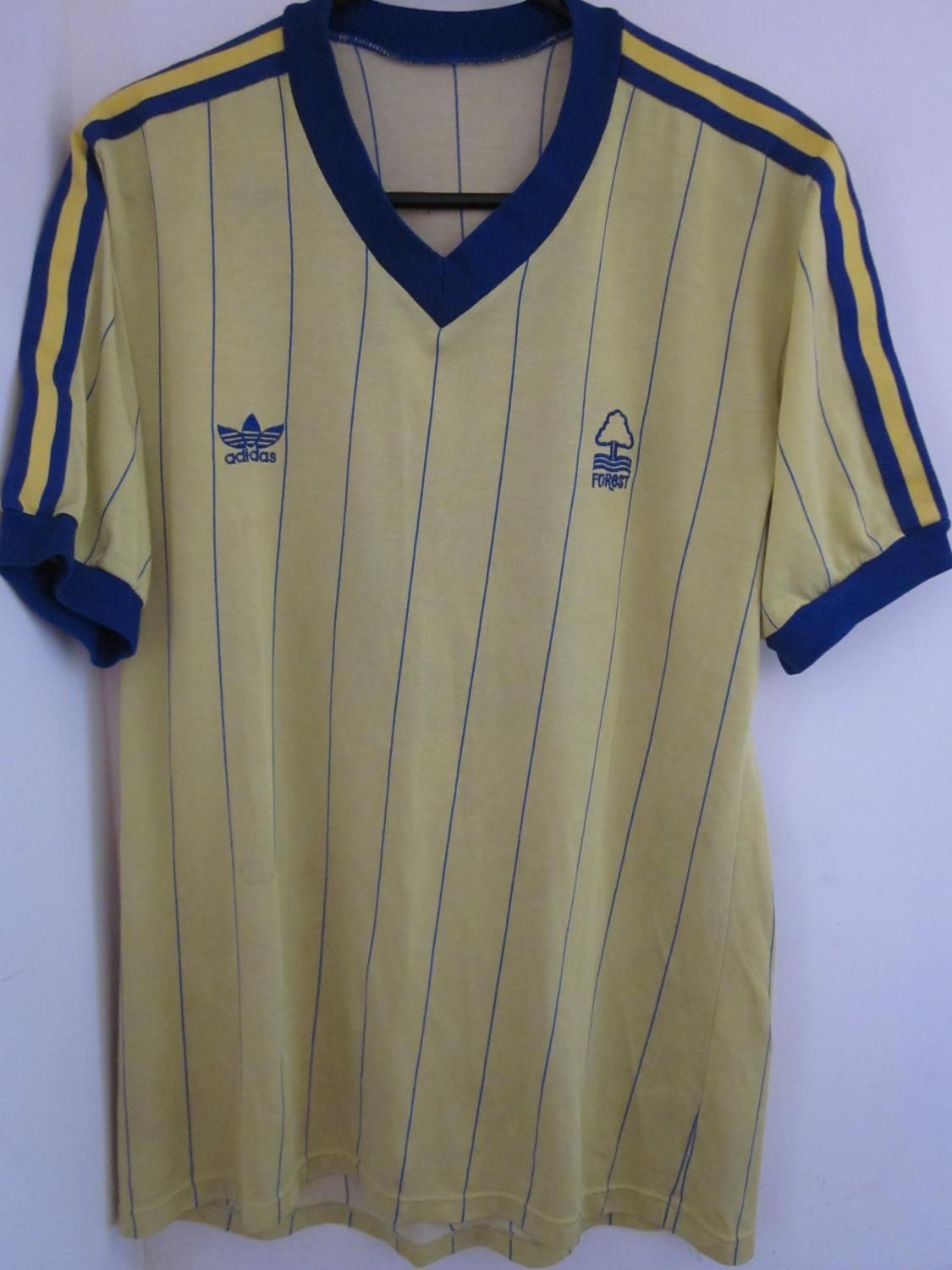 maillot nottingham forest exterieur 1981-1983 pas cher