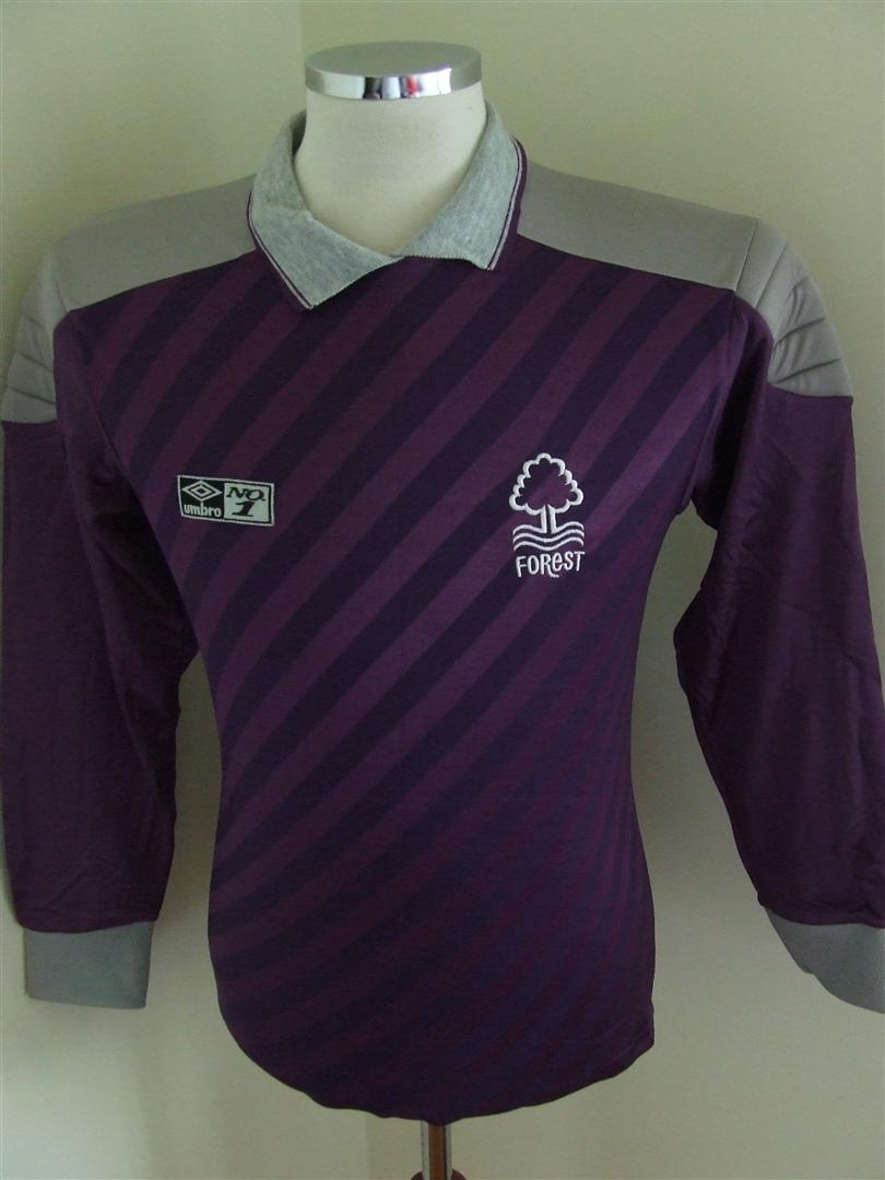 maillot nottingham forest gardien 1988-1989 rétro