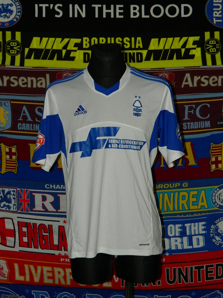 maillot nottingham forest third 2013-2014 rétro