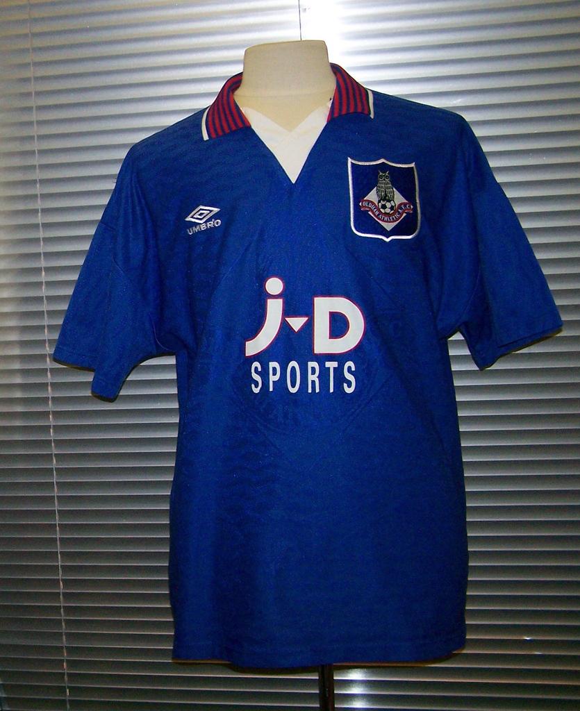 maillot oldham athletic afc domicile 1995-1996 rétro