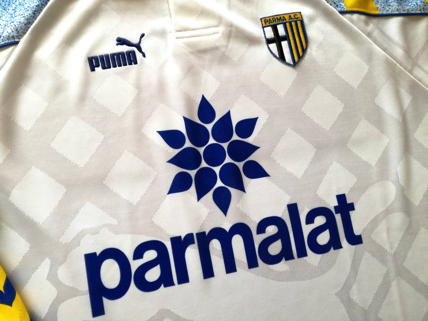 maillot parma domicile 1995-1997 pas cher