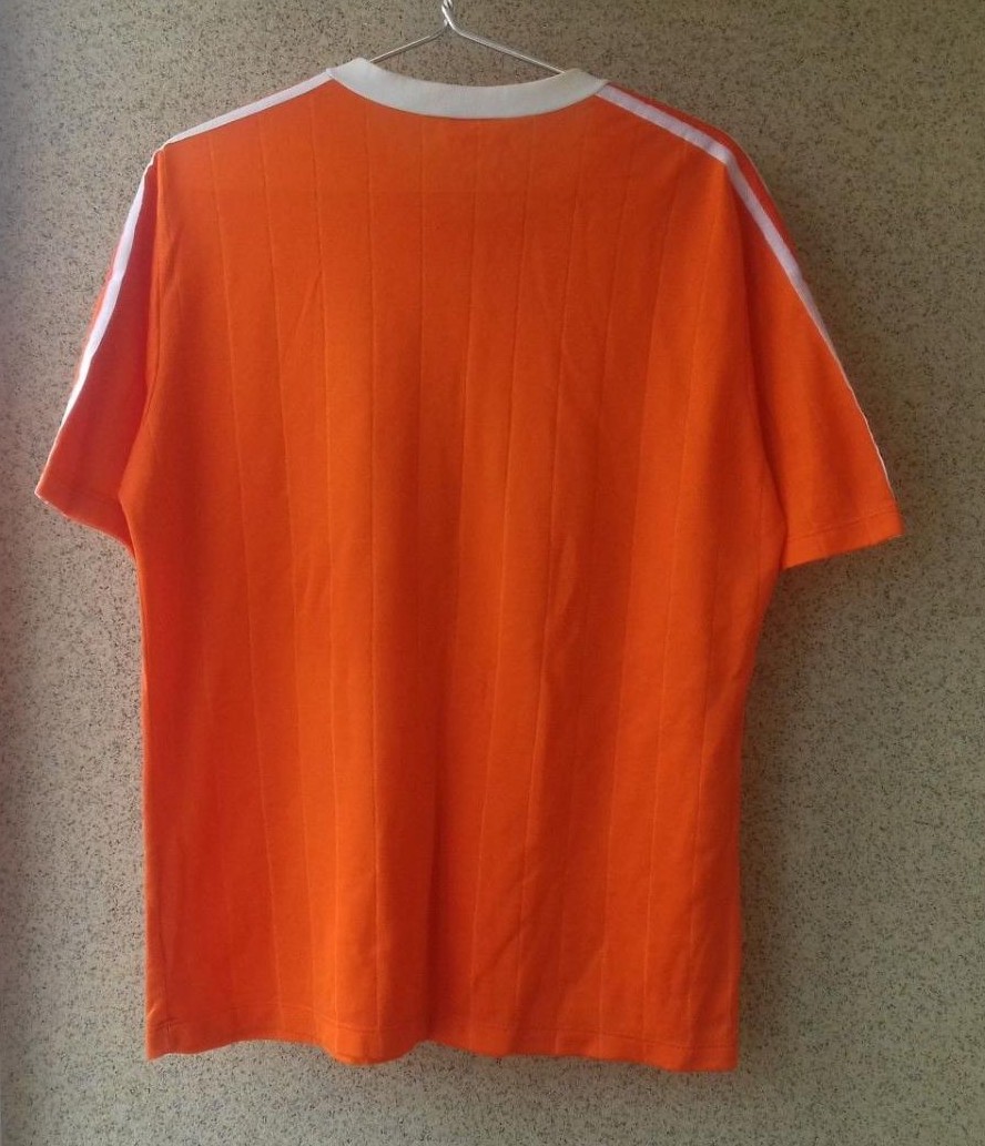 maillot pays-bas domicile 1982-1983 pas cher