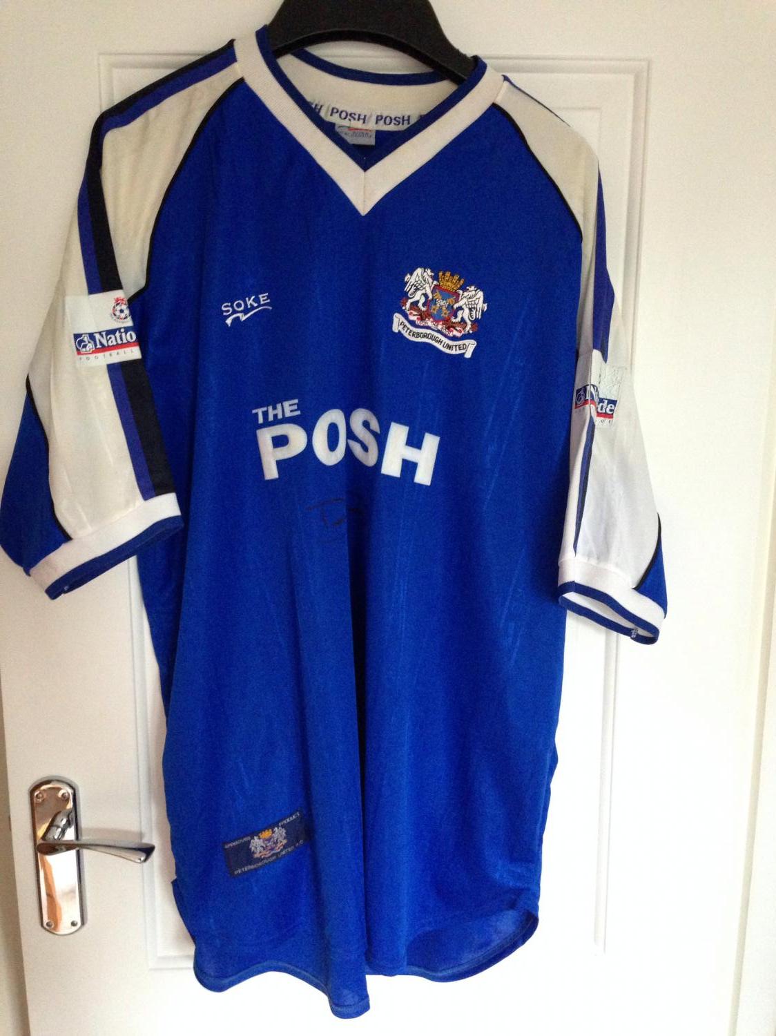 maillot peterborough united domicile 2000-2001 rétro