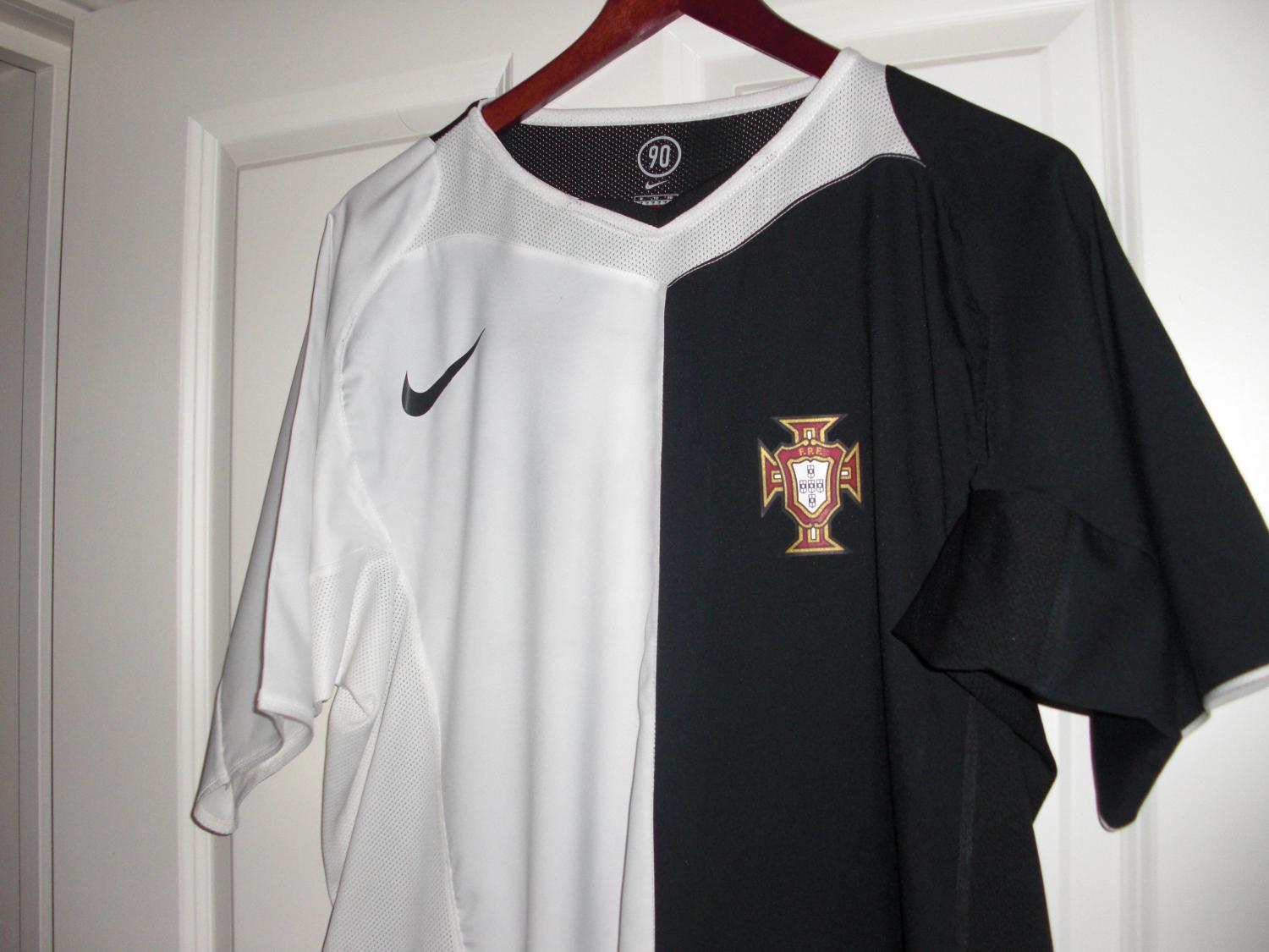 maillot portugal particulier 2005 rétro