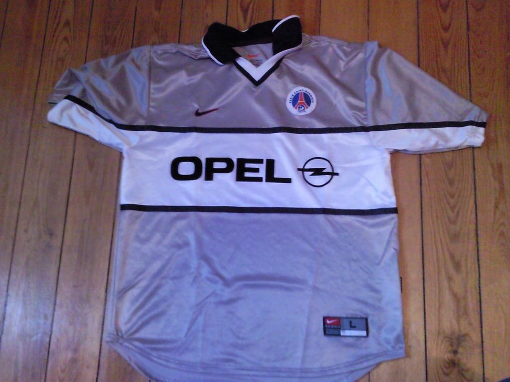 maillot psg exterieur 2000-2001 rétro