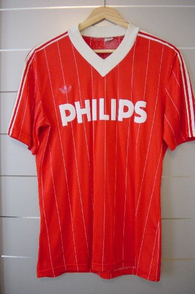 maillot psv eindhoven domicile 1981-1982 rétro