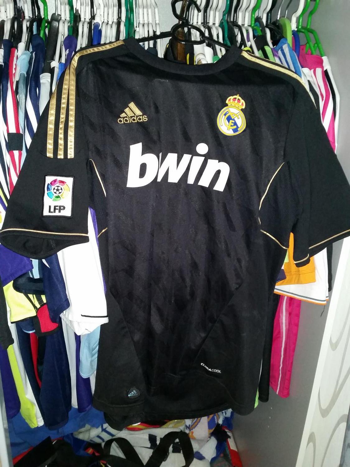 maillot real madrid exterieur 2010-2011 rétro