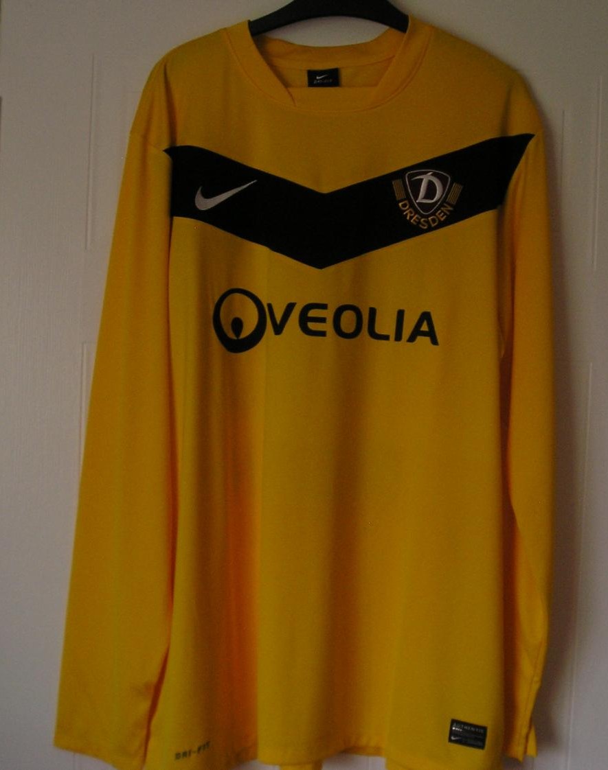 maillot sg dynamo dresde domicile 2011-2012 rétro