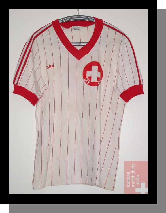 maillot suisse exterieur 1982-1984 rétro