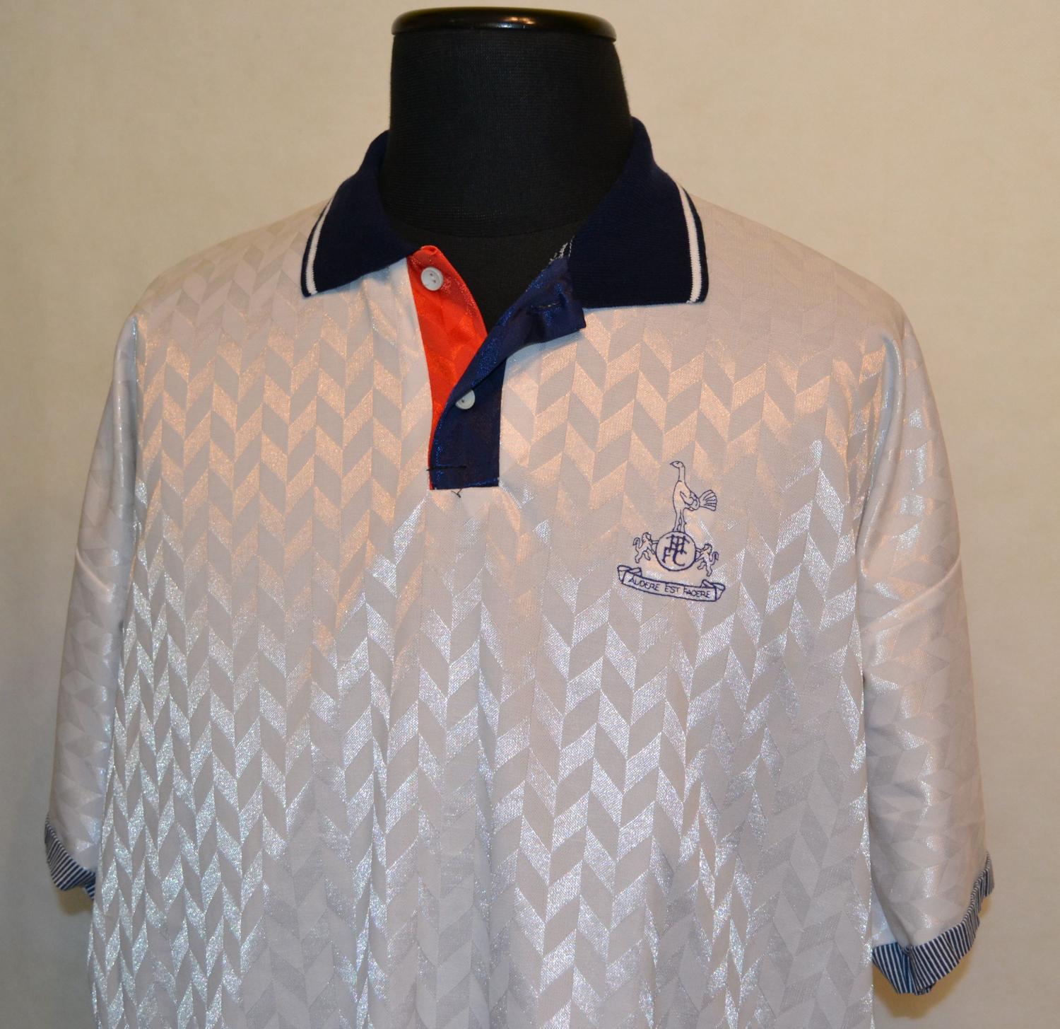 maillot tottenham hotspur particulier 1985 rétro