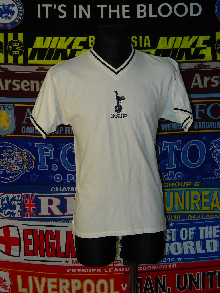 maillot tottenham hotspur réplique 1981 pas cher