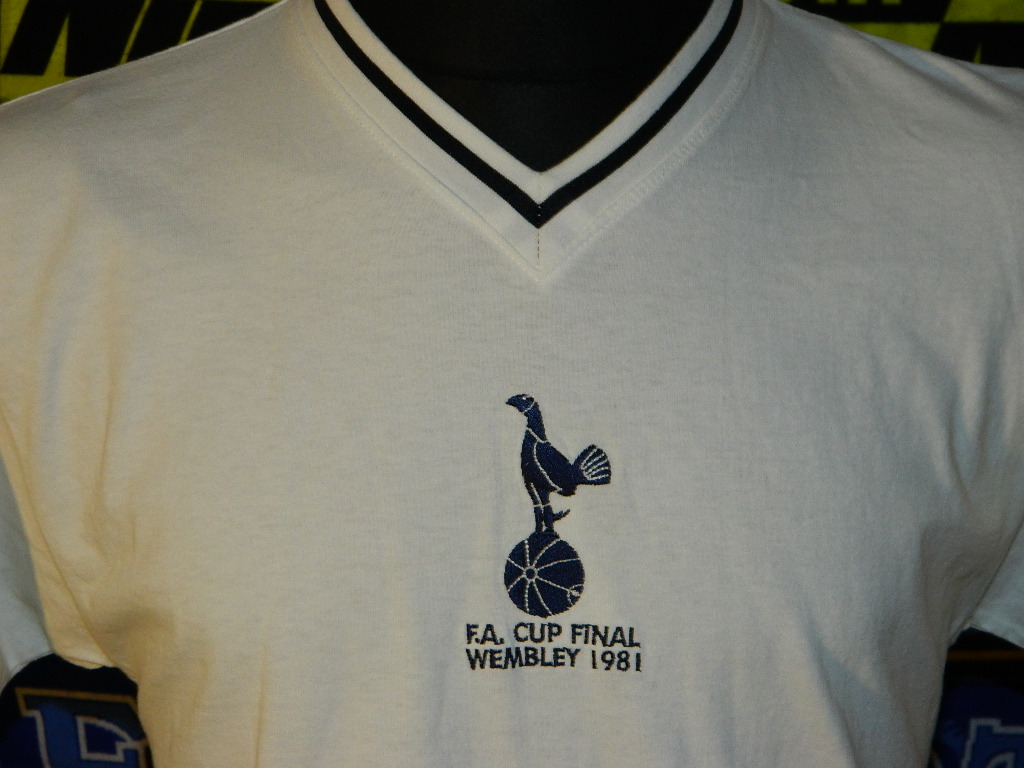 maillot tottenham hotspur réplique 1981 pas cher