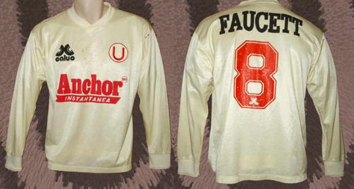 maillot universitario domicile 1993 pas cher