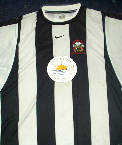 maillots barrow afc domicile 2001-2002 rétro