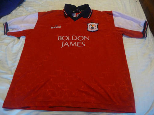 maillots crewe alexandra fc domicile 1995-1996 rétro