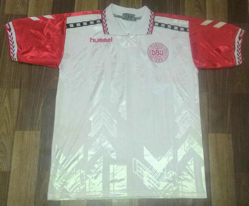 maillots danemark exterieur 1996-1997 rétro