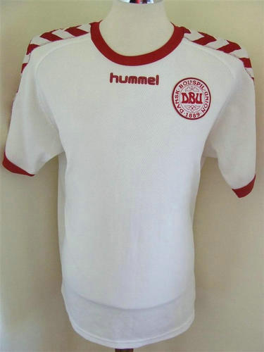 maillots danemark exterieur 2002 rétro