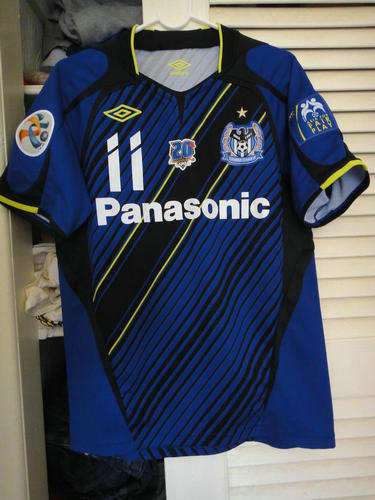 maillots gamba osaka réplique 2011-2012 rétro