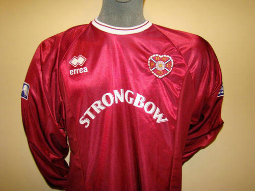 maillots hearts domicile 2000-2001 rétro