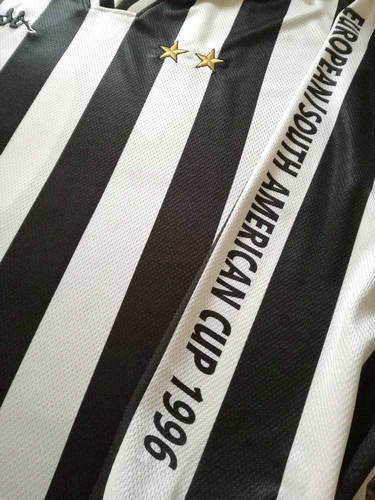 maillots juventus fc réplique 1996 pas cher