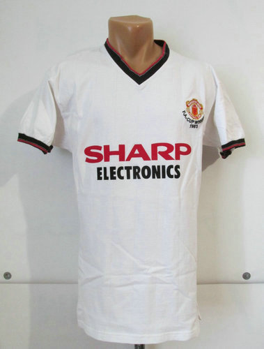 maillots manchester united réplique 1982-1984 rétro