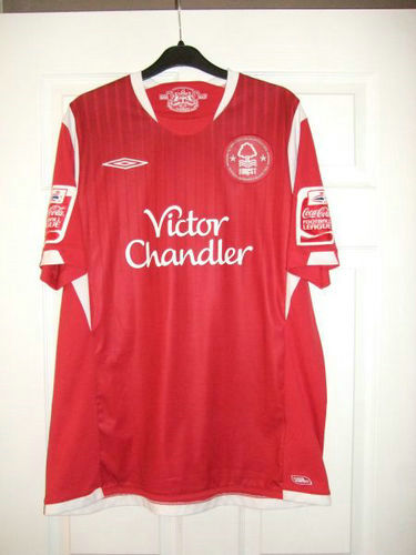 maillots nottingham forest domicile 2009-2010 rétro