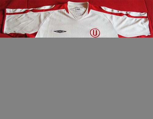 maillots universitario domicile 2005-2006 pas cher